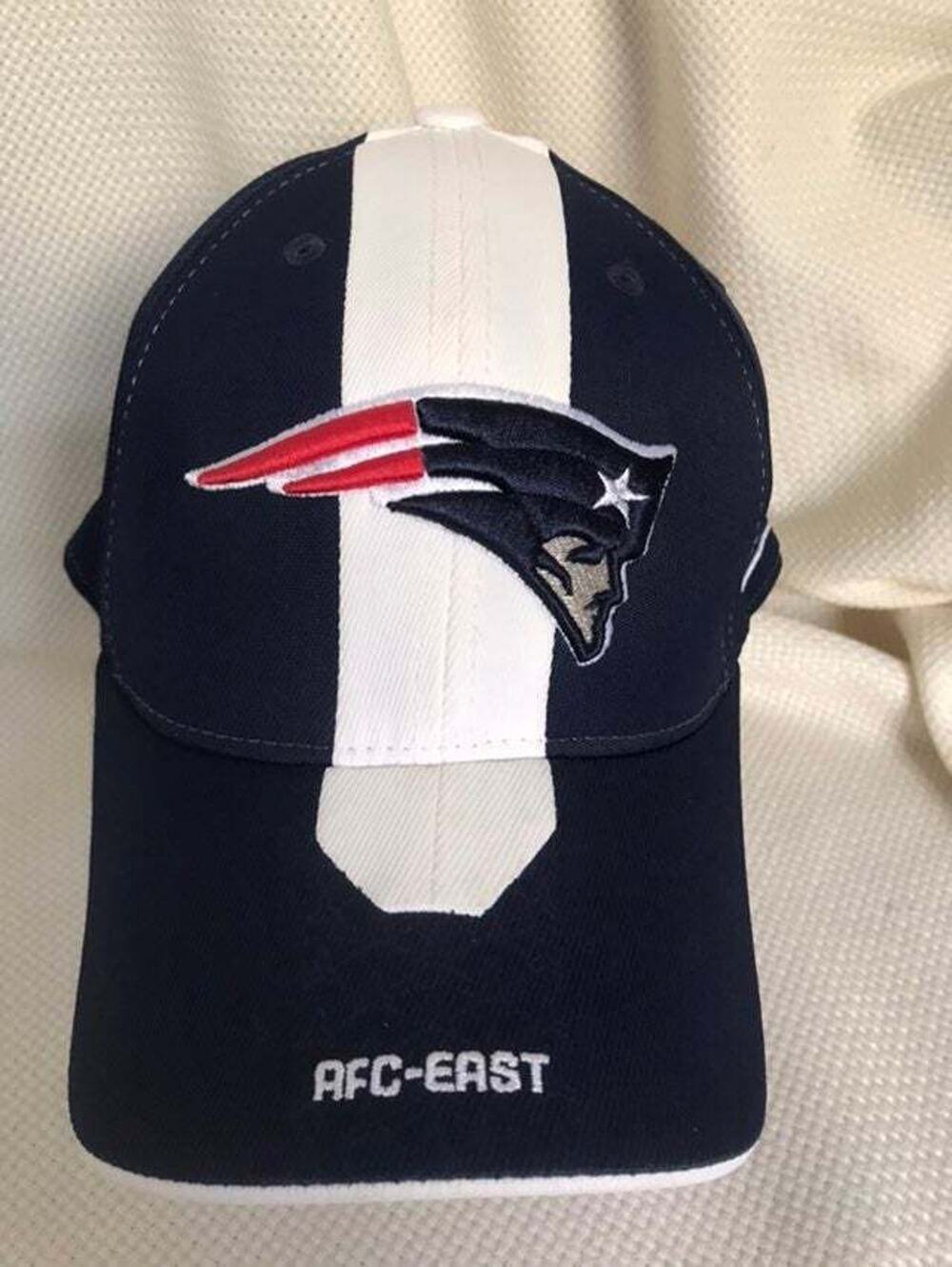 NE Patriots Reebok NFL Equipment Sideline Fitted Hat L/XL AFC East Super Bowl